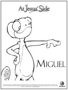 Miguel the Chameleon pointing right.
